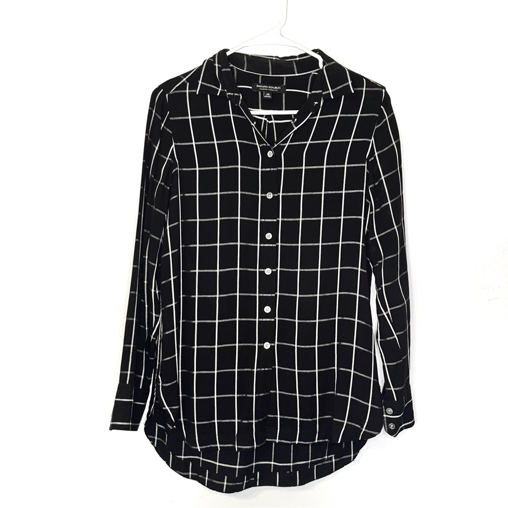 Banana Republic Button Down Plaid Top